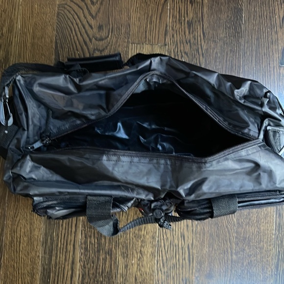 TV GUIDE PROMO small duffle. Great as gym bag never used. In closest years!!! - Picture 2 of 4